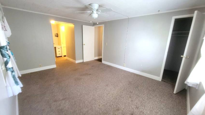 164 Valencia Dr. a Winter, FL Mobile or Manufactured Home for Sale